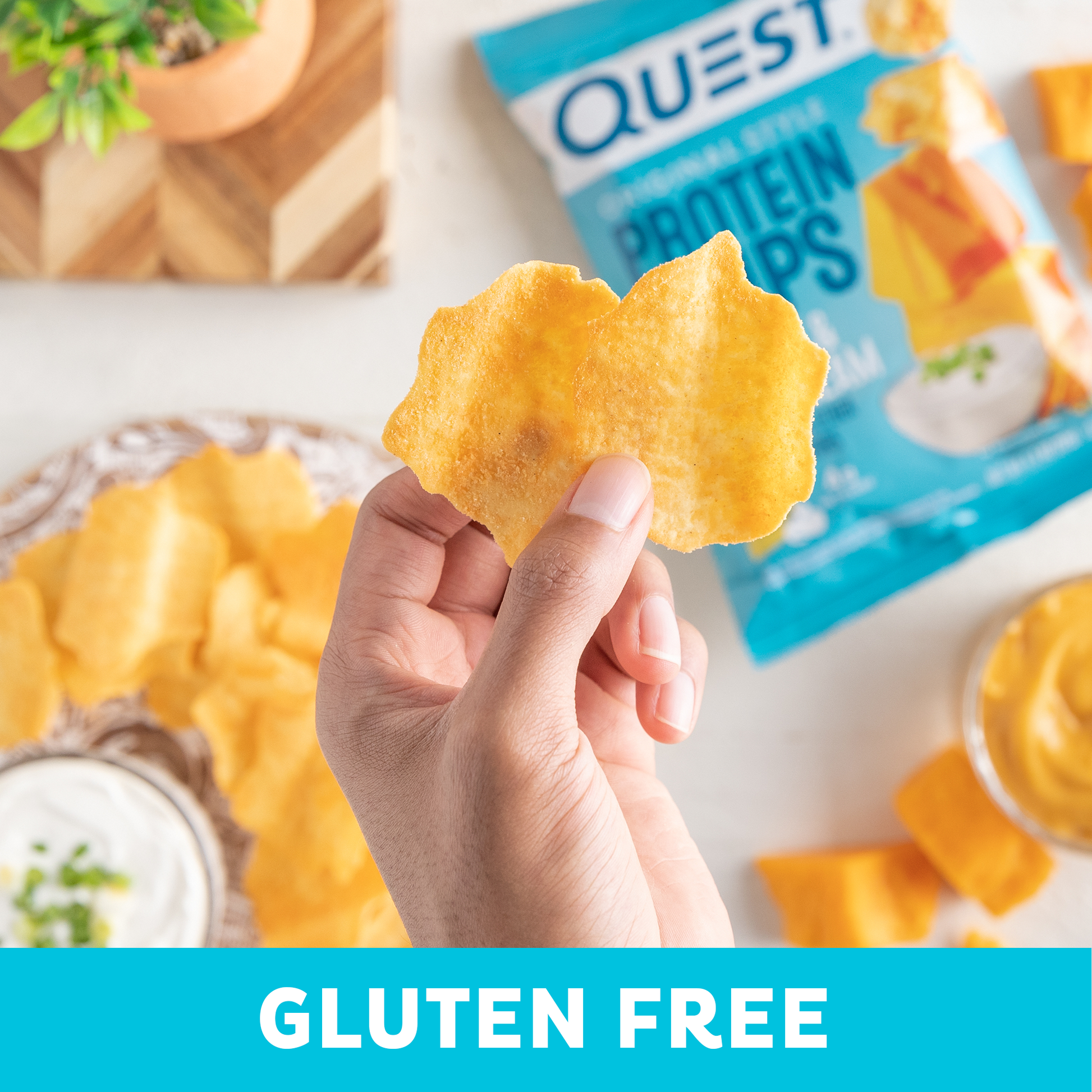 cheddar-and-sour-cream-original-style-protein-chips-h6 qst-000296_cheddar-_-sour-cream-original-style-protein-chips_7.2.png
