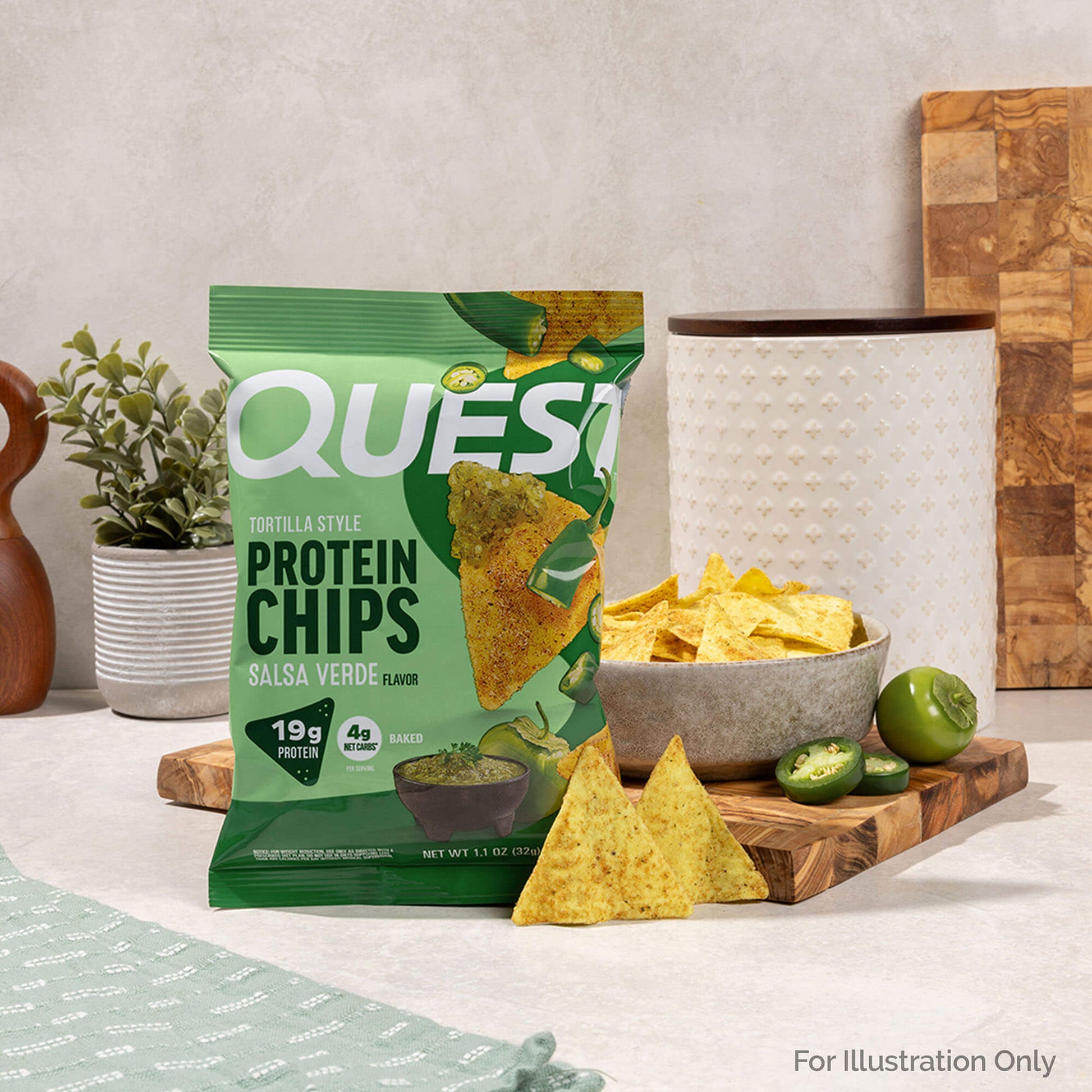 salsa-verde-tortilla-style-protein-chips-l5 qst-016419-salsa-verde-tortilla-style-protein-chips_5.jpg